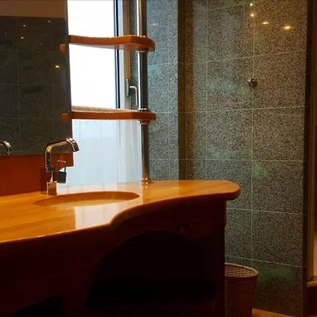 Apartment 3 *